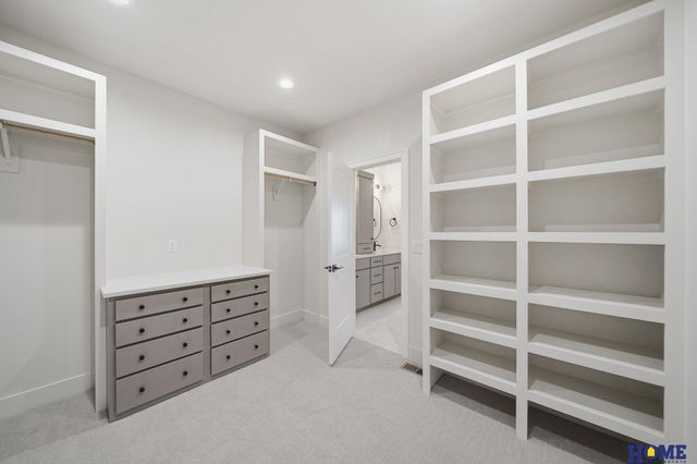 9200 Triana Lane, Lincoln, NE 68520