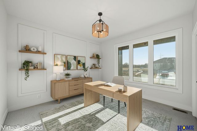 9200 Triana Lane, Lincoln, NE 68520