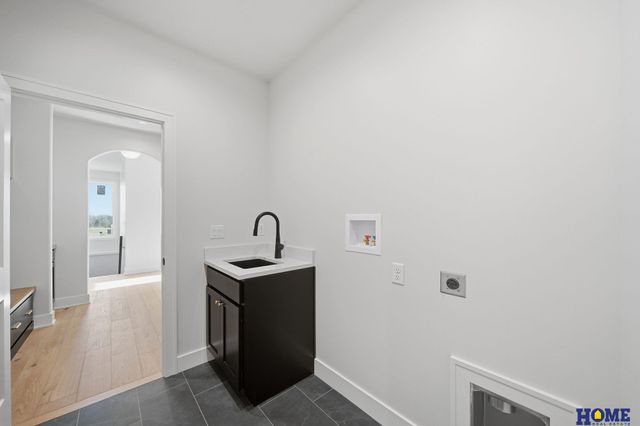 9200 Triana Lane, Lincoln, NE 68520