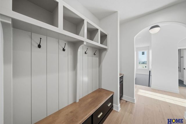 9200 Triana Lane, Lincoln, NE 68520