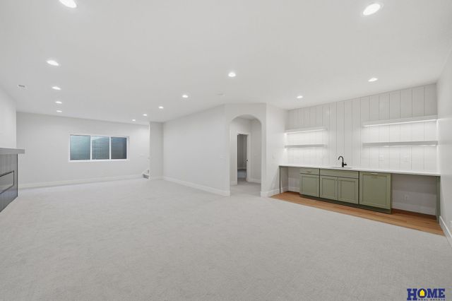 9200 Triana Lane, Lincoln, NE 68520