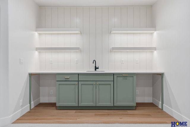 9200 Triana Lane, Lincoln, NE 68520