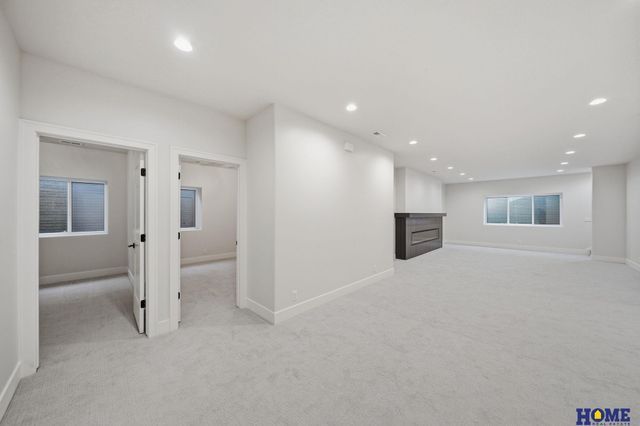 9200 Triana Lane, Lincoln, NE 68520