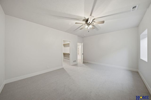 9200 Triana Lane, Lincoln, NE 68520