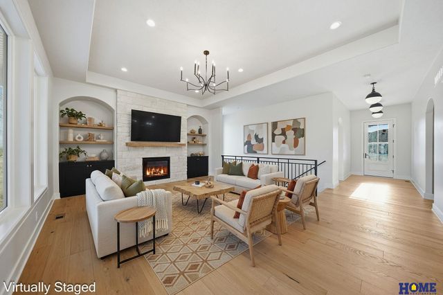 9200 Triana Lane, Lincoln, NE 68520