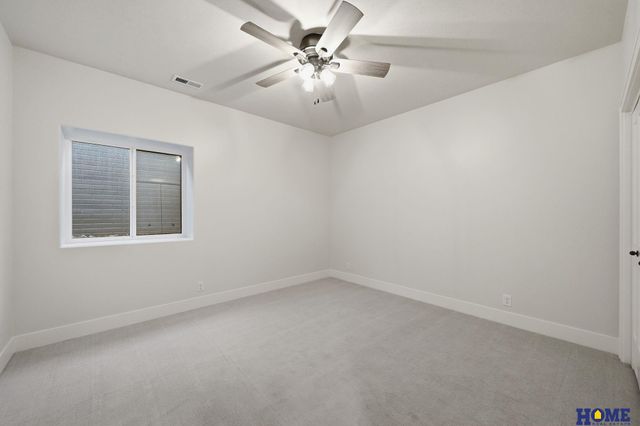 9200 Triana Lane, Lincoln, NE 68520