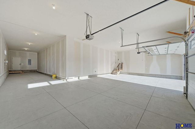 9200 Triana Lane, Lincoln, NE 68520