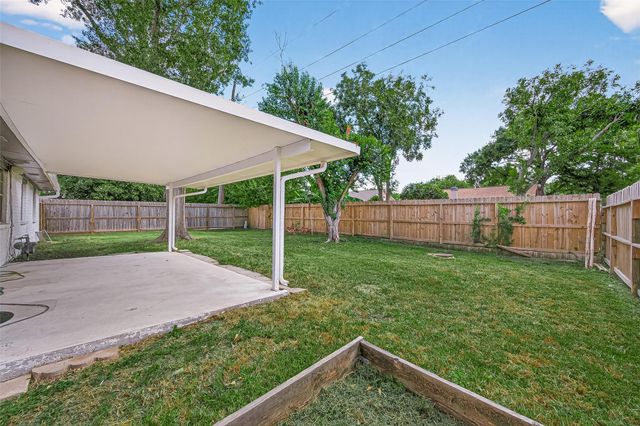16355 Sierra Grande Drive, Houston, TX 77083