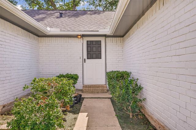 16355 Sierra Grande Drive, Houston, TX 77083