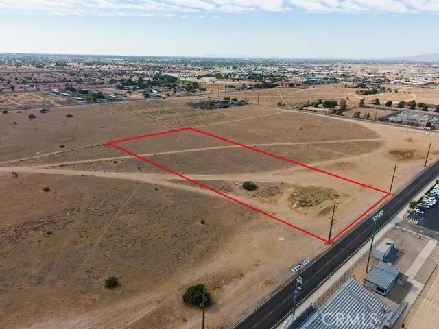 8350 G, Hesperia, CA 92345
