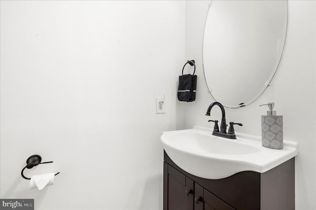 418 BAY CITY RD, Stevensville, MD 21666