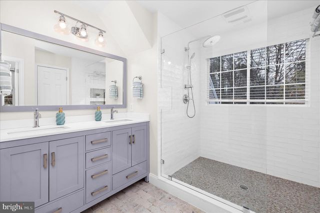 418 BAY CITY RD, Stevensville, MD 21666