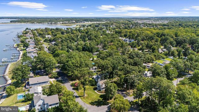 418 BAY CITY RD, Stevensville, MD 21666