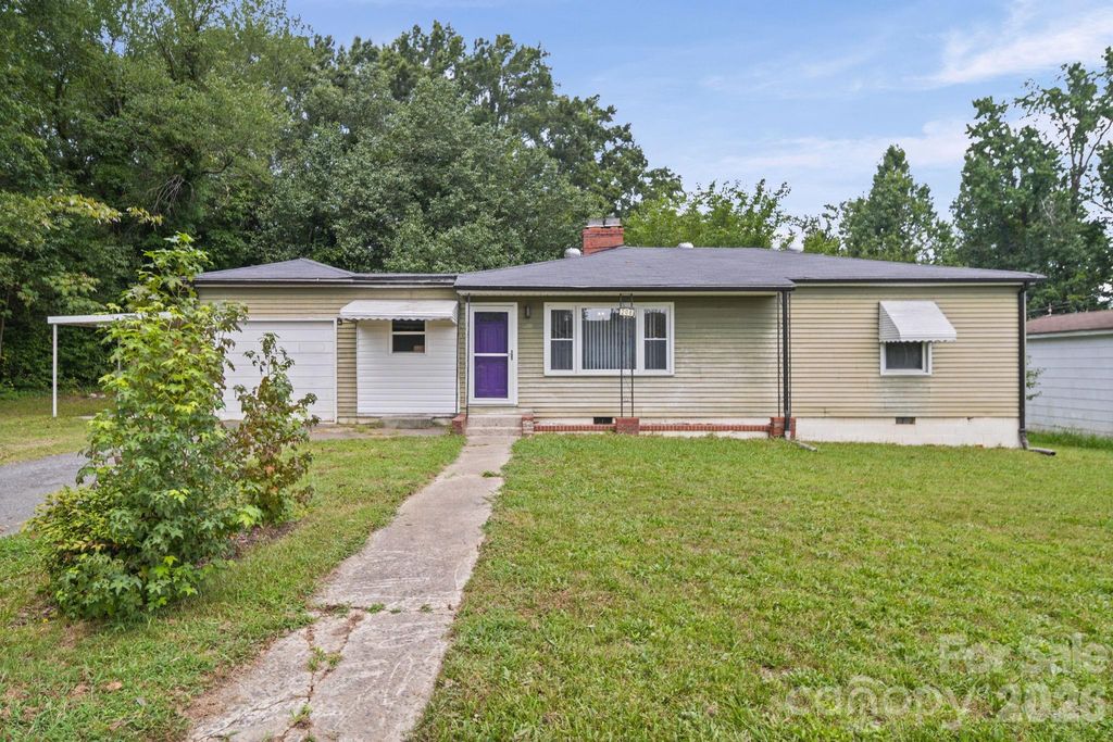 208 Clancy Street, Salisbury, NC 28147
