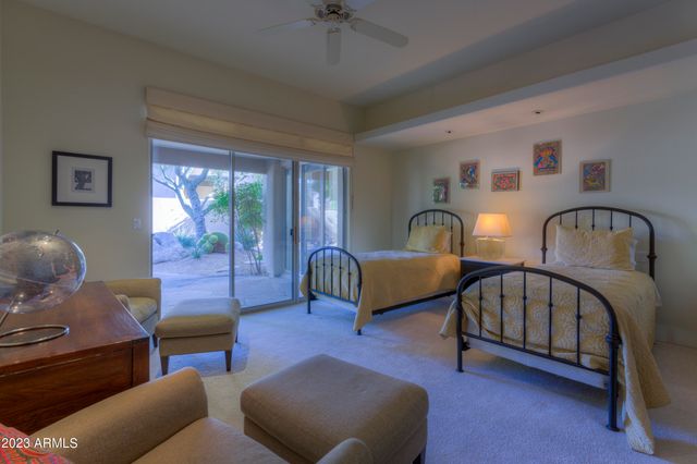 7526 E Club Villa Circle, Scottsdale, AZ 85266