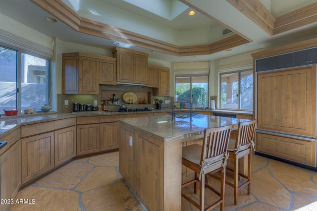 7526 E Club Villa Circle, Scottsdale, AZ 85266