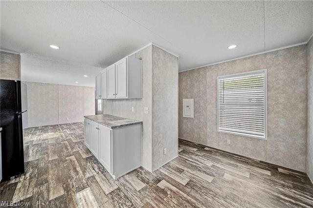 44 Eddie Road, Madison, OH 44057