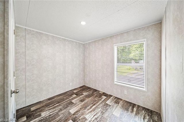 44 Eddie Road, Madison, OH 44057