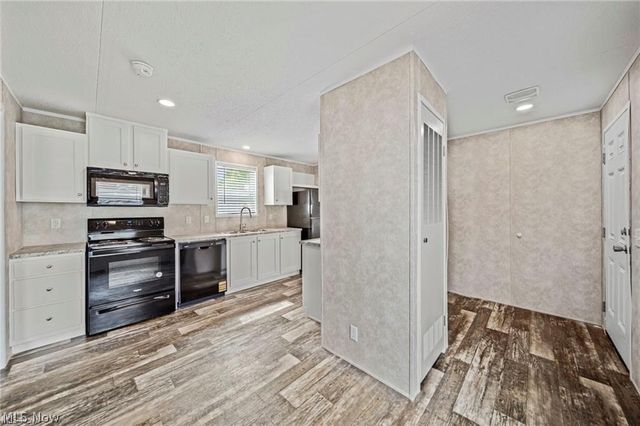 44 Eddie Road, Madison, OH 44057