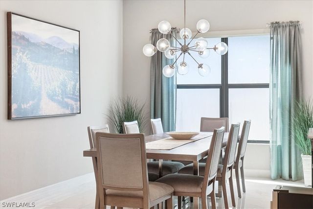 4512 Aurora ST, Naples, FL 34119