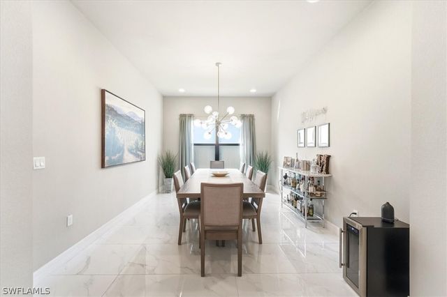 4512 Aurora ST, Naples, FL 34119