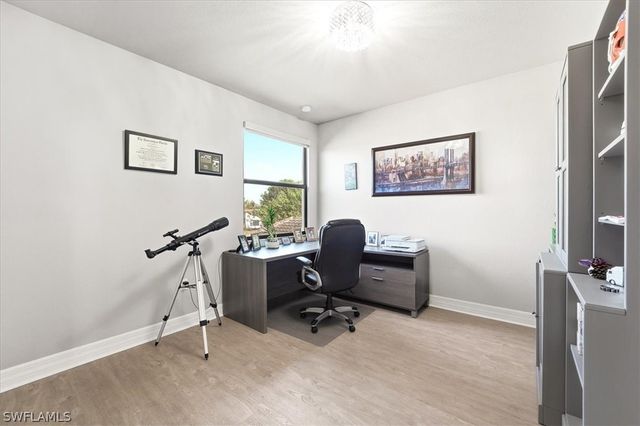 4512 Aurora ST, Naples, FL 34119