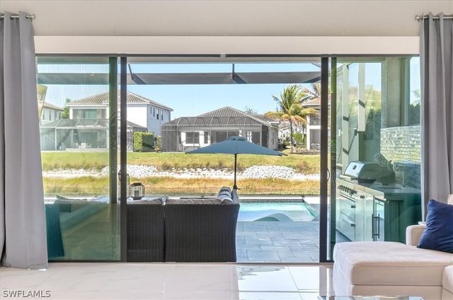 4512 Aurora ST, Naples, FL 34119