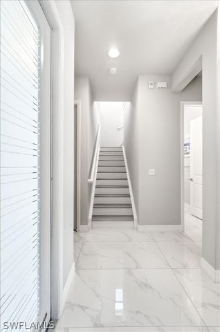 4512 Aurora ST, Naples, FL 34119