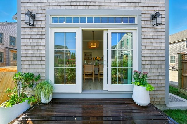 5 Goldenrod Court, Nantucket, MA 02554