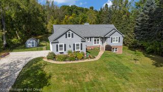 665 Rolling Acres Drive, Ortonville, MI 48462