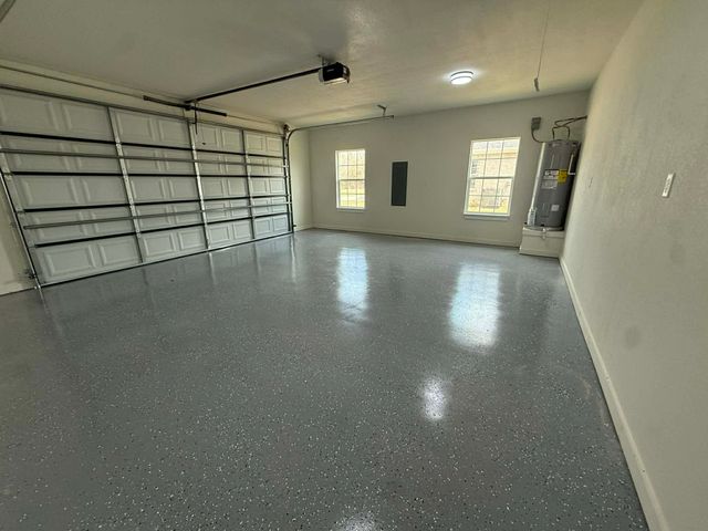 905 W Cardinal Street, Ector, TX 75439