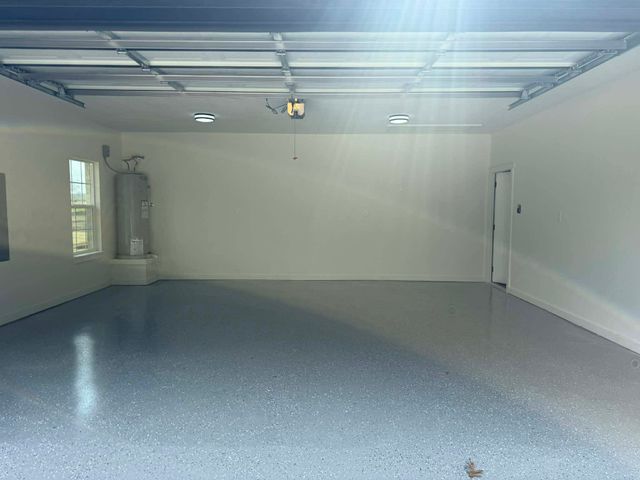 905 W Cardinal Street, Ector, TX 75439