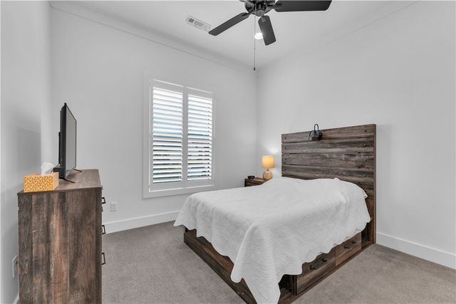 8005 W Bancroft, Rogers, AR 72758