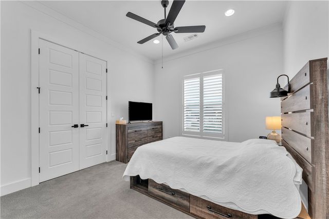 8005 W Bancroft, Rogers, AR 72758