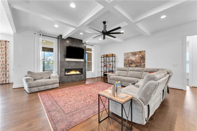 8005 W Bancroft, Rogers, AR 72758