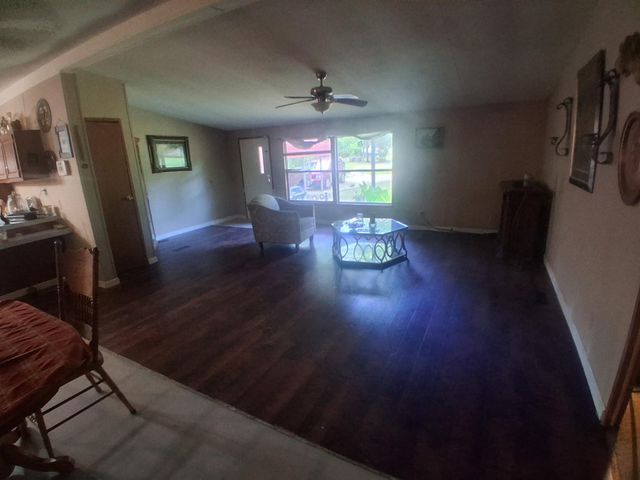 935 Fm 1280 W, Lovelady, TX 75851