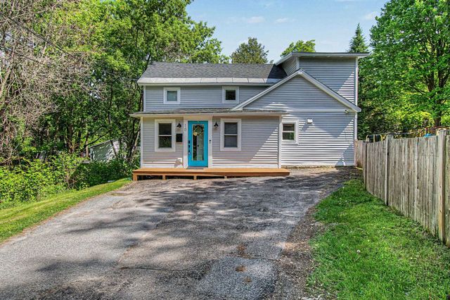 10 Rumsey Lane, Burlington, VT 05408