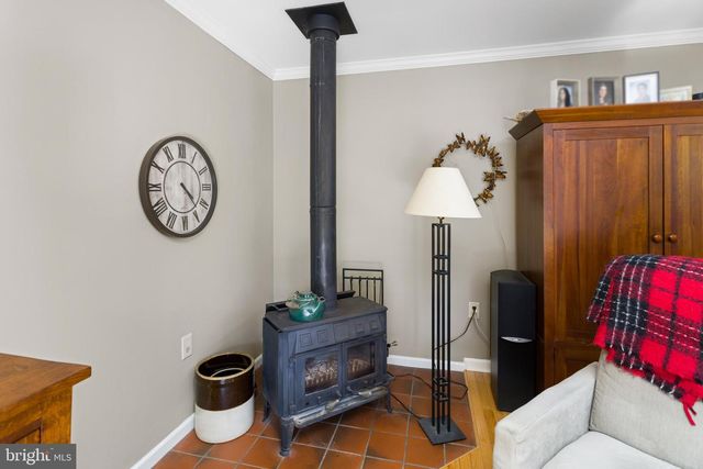 20 JEFFREY LN, East Windsor, NJ 08520
