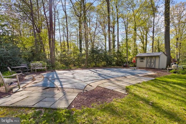 20 JEFFREY LN, East Windsor, NJ 08520