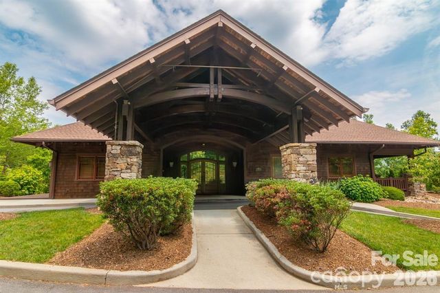 35 Cottage Settings Lane, Black Mountain, NC 28711