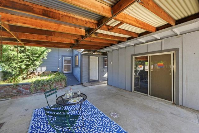 212 E Rincon Avenue, Campbell, CA 95008