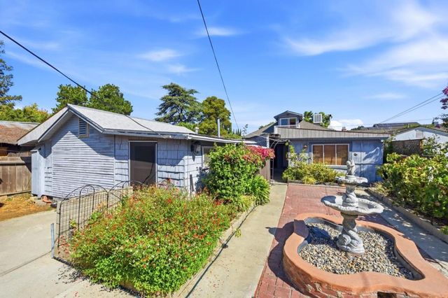 212 E Rincon Avenue, Campbell, CA 95008