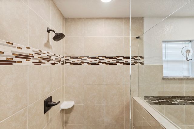 750 S Valentine Drive, Sherman, TX 75090