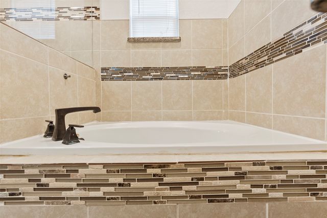 750 S Valentine Drive, Sherman, TX 75090