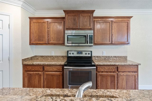 750 S Valentine Drive, Sherman, TX 75090