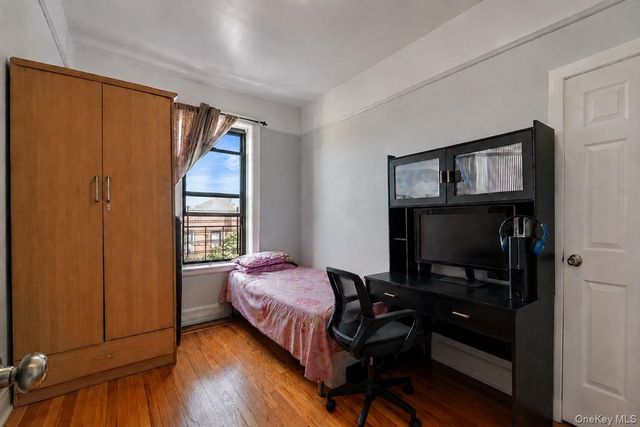 32-10 82nd Street, East Elmhurst, NY 11370