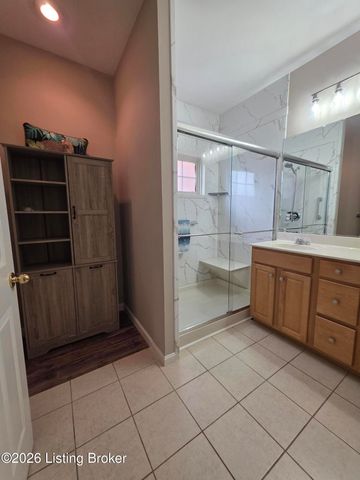 15214 Abington Ridge Pl, Louisville, KY 40245