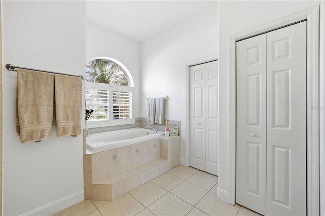 13642 THOROUGHBRED DRIVE, Dade City, FL 33525