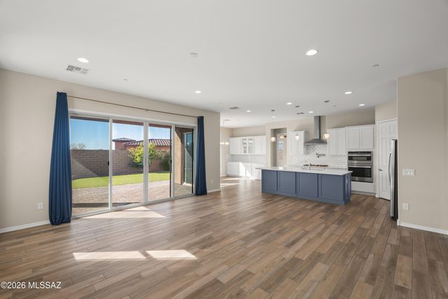 6891 W Foothills Acacia Place, Marana, AZ 85658