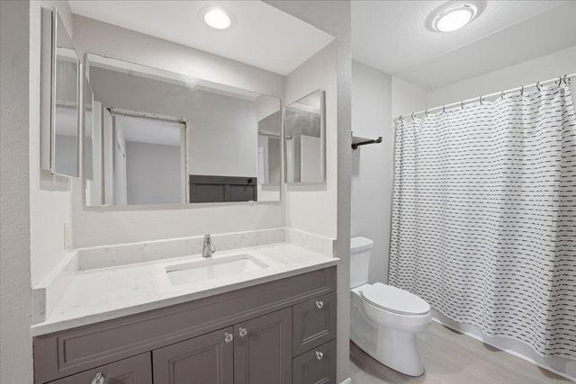 2718 Ryan Dr Drive, Cedar Falls, IA 50613